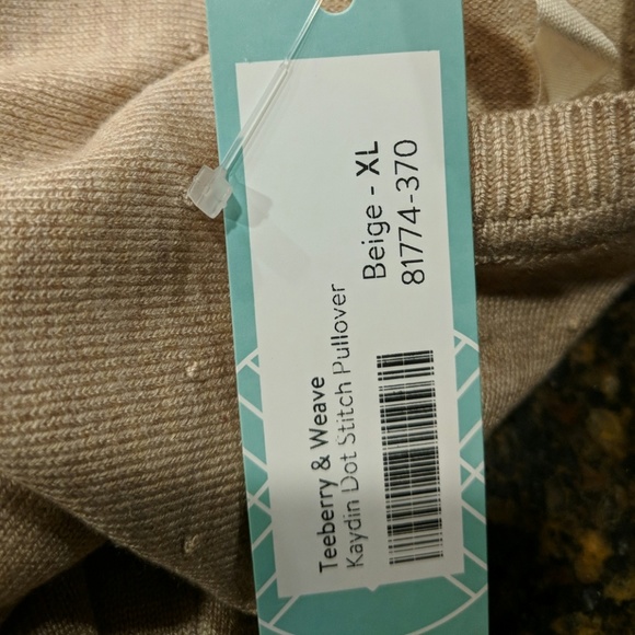 Teeberry and Weave Kaydin Dot Stitch Pullover (XL) - Picture 4 of 5